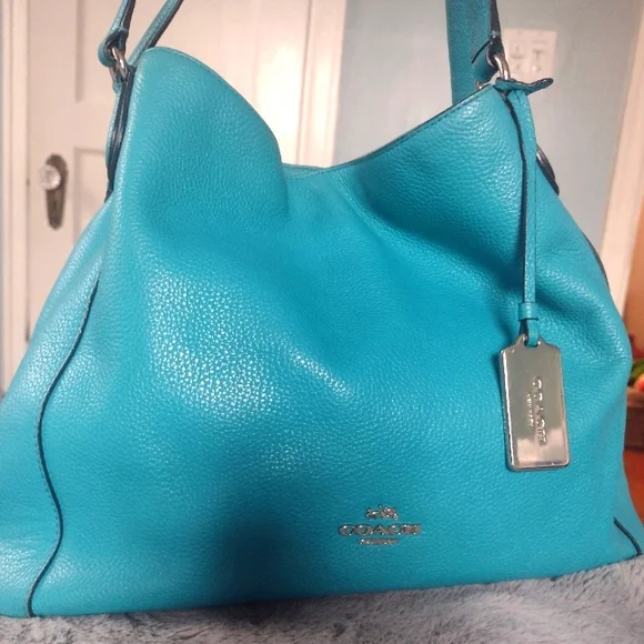 Coach Edie 31 Shoulder Bag Pebble Leather - Picture 1 of 16